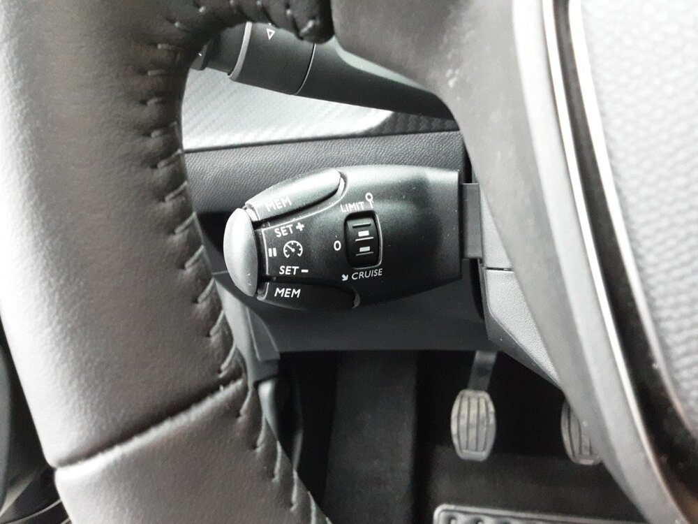 Occasion PEUGEOT 208 208 PureTech 100 S&S BVM6 - Active