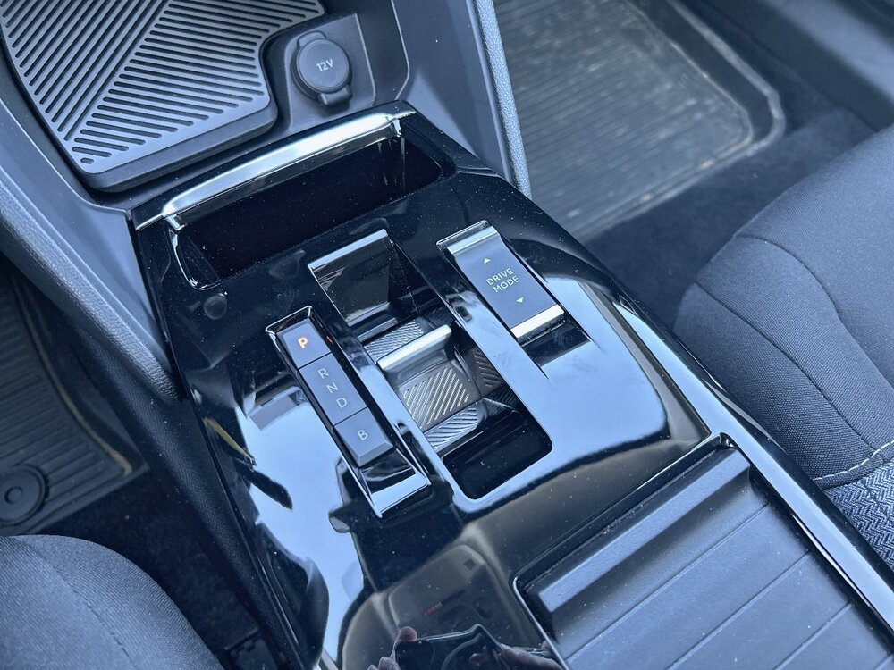 Occasion CITROEN C4 e-C4 136 ch Automatique