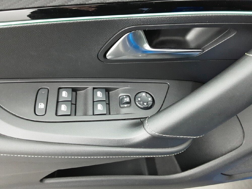 Occasion PEUGEOT 2008 2008 Moteur électrique 136 ch - GT Line