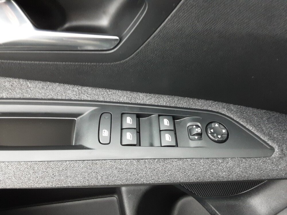 Occasion PEUGEOT 5008 5008 Hybrid 136 e-DCS6 - Active Pack