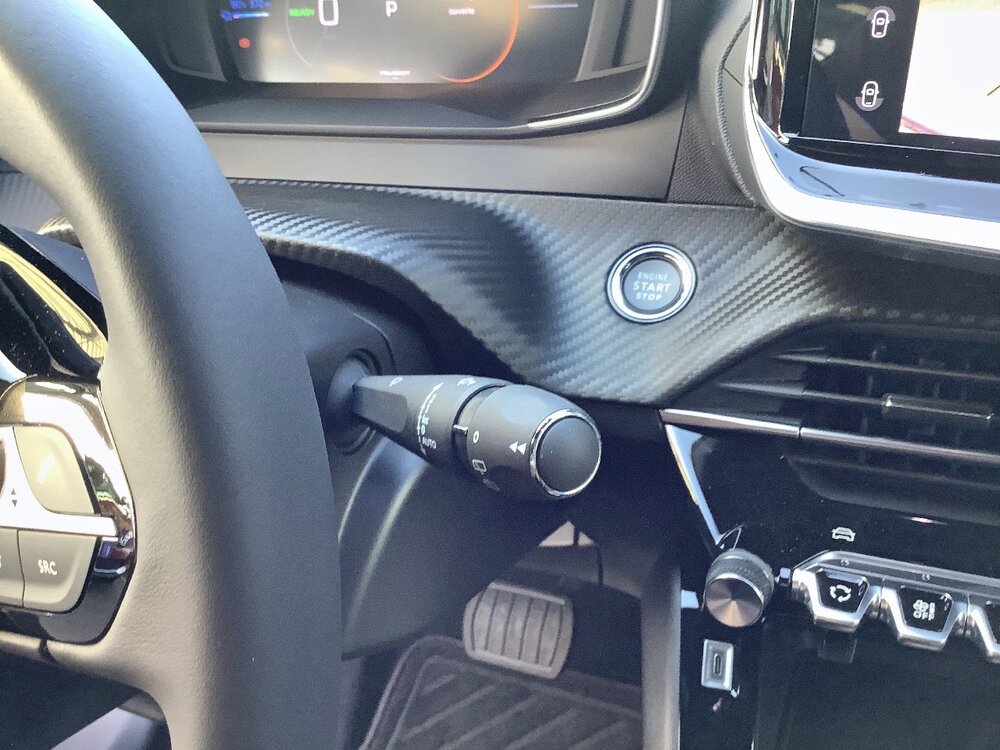 Occasion PEUGEOT 2008 2008 Electrique 54 kWh 156 ch - Allure