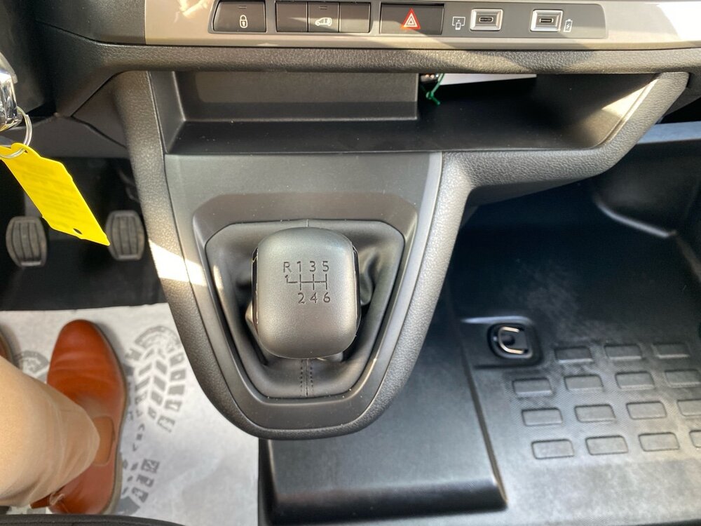 Occasion OPEL Vivaro VIVARO FGN TAILLE M BLUEHDI 145 S&S BVM6