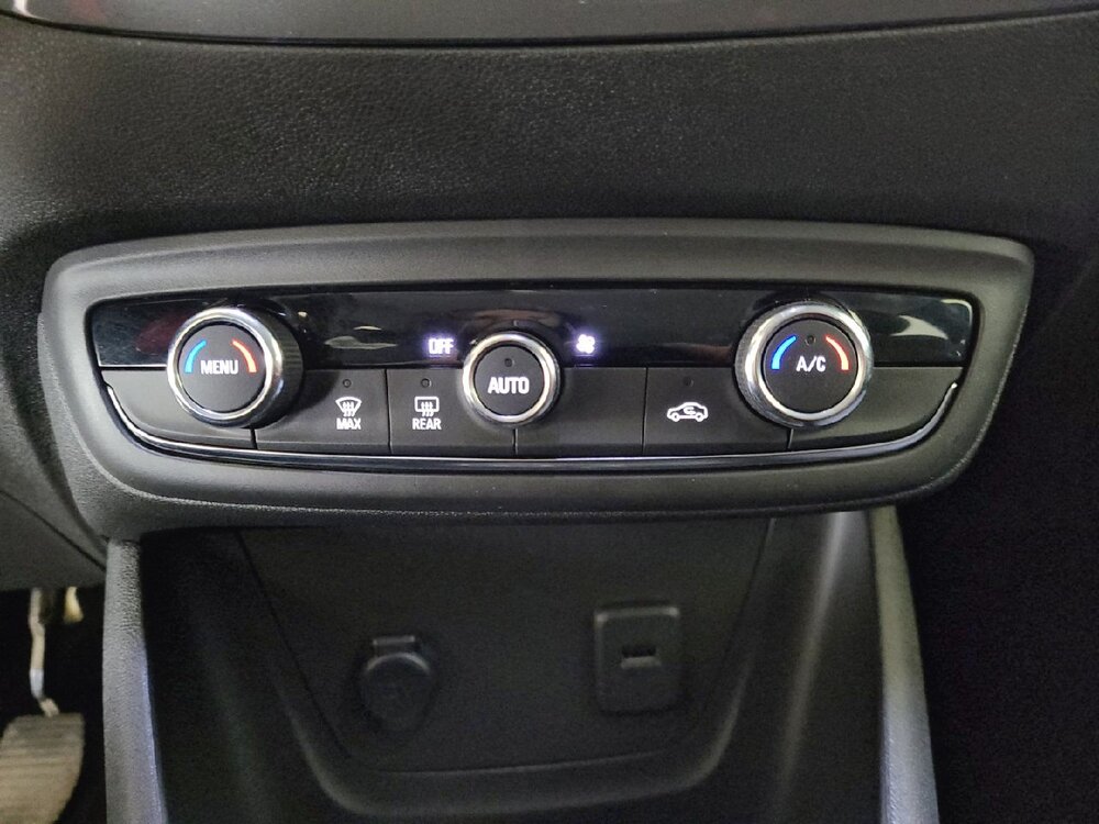 Occasion OPEL Crossland Crossland 1.2 Turbo 110 ch BVM6 - Elegance