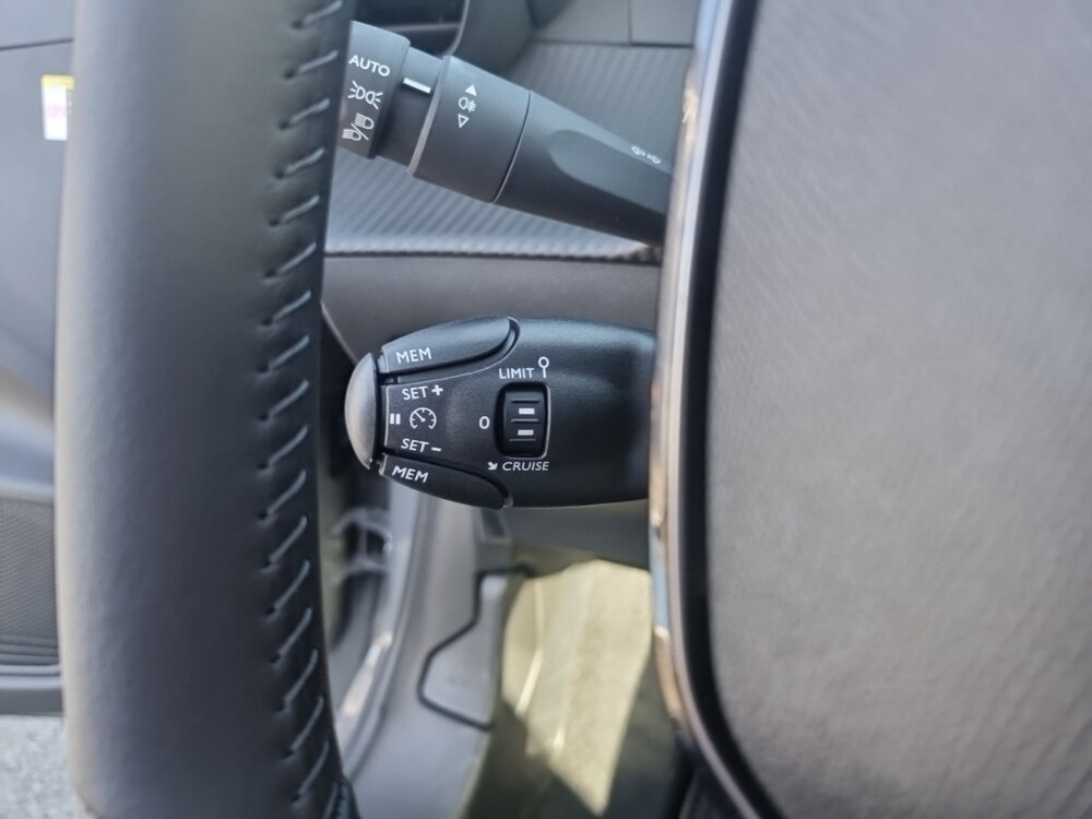 Occasion PEUGEOT 208 208 Electrique 50 kWh 136ch - Allure