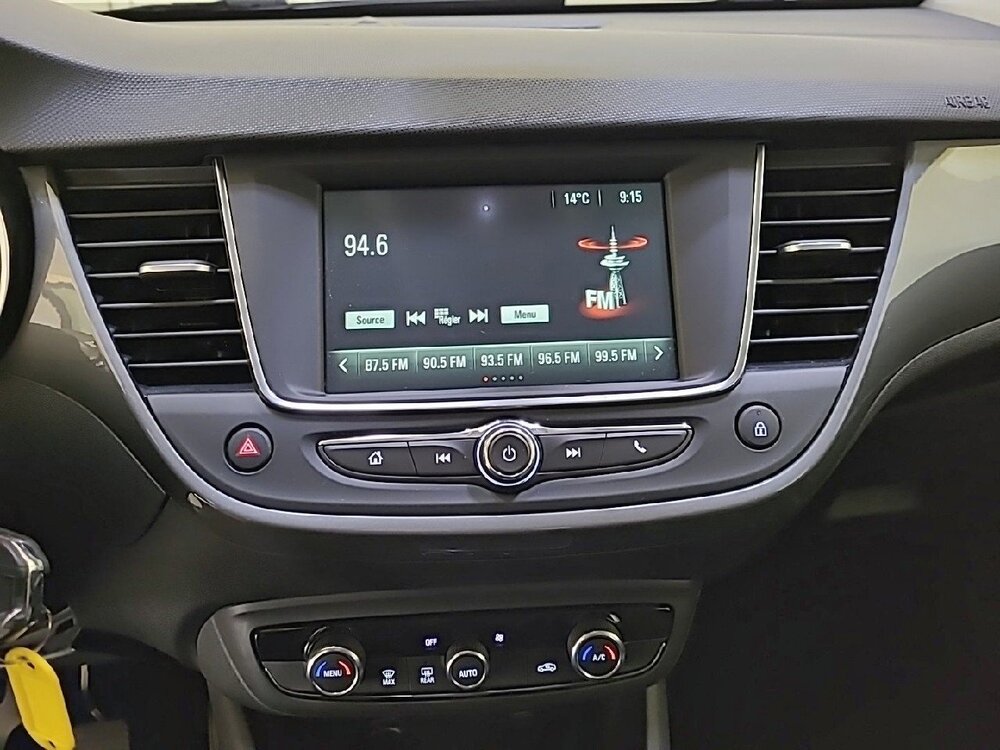 Occasion OPEL Crossland Crossland 1.2 Turbo 110 ch BVM6 - Elegance