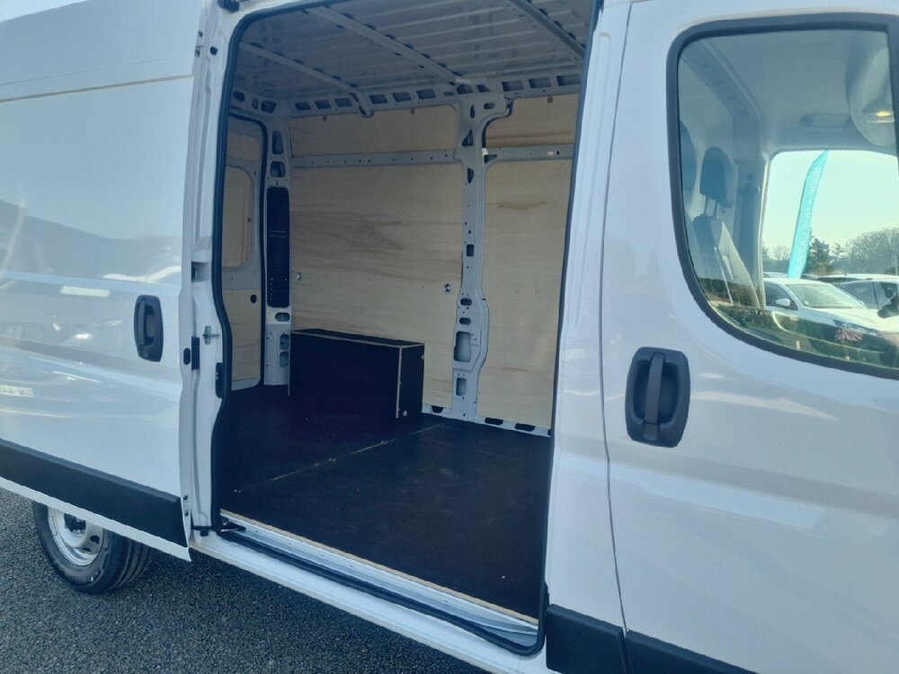 Occasion PEUGEOT Boxer BOXER FOURGON TOLE 3.3 T L2H2 140 S&S BVM6
