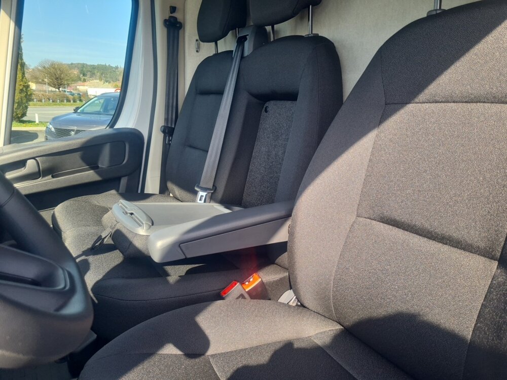 Occasion PEUGEOT Boxer BOXER FOURGON TOLE 3.3 T L2H2 140 S&S BVM6