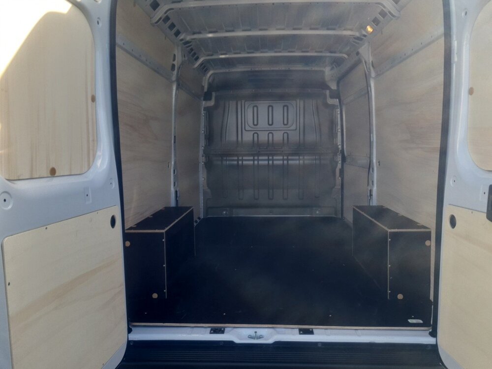 Occasion PEUGEOT Boxer BOXER FOURGON TOLE 3.3 T L2H2 140 S&S BVM6