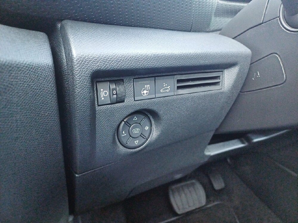 Occasion CITROEN C4 X e-C4 X 136 ch Automatique - Shine
