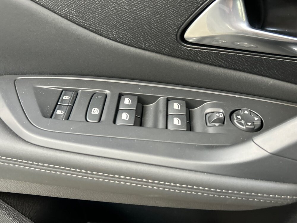 Occasion PEUGEOT 308 308 SW Hybrid 136 e-DCS6 - Allure