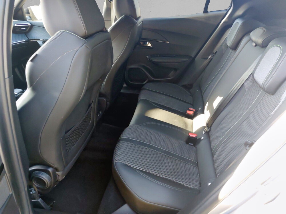 Occasion PEUGEOT 2008 2008 PureTech 130 S&S EAT8 - GT