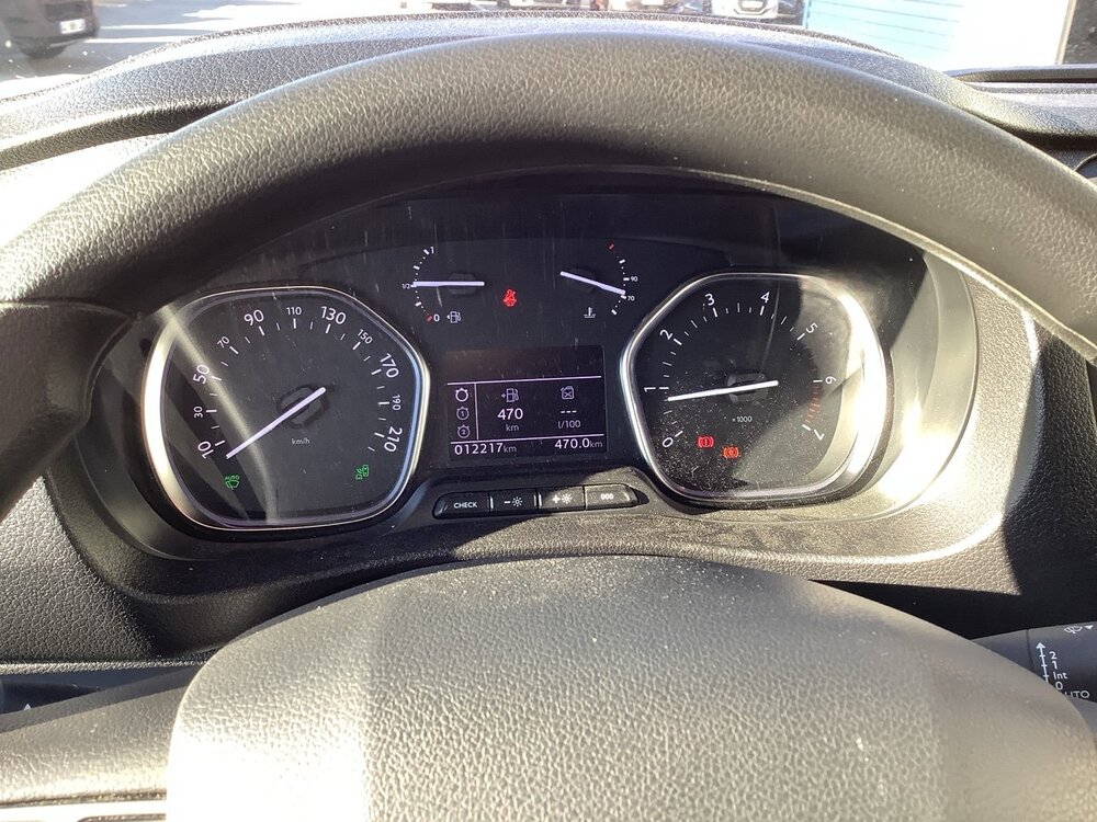 Occasion PEUGEOT Expert EXPERT FGN TOLE ISOTHERME M BLUEHDI 145 BVM6