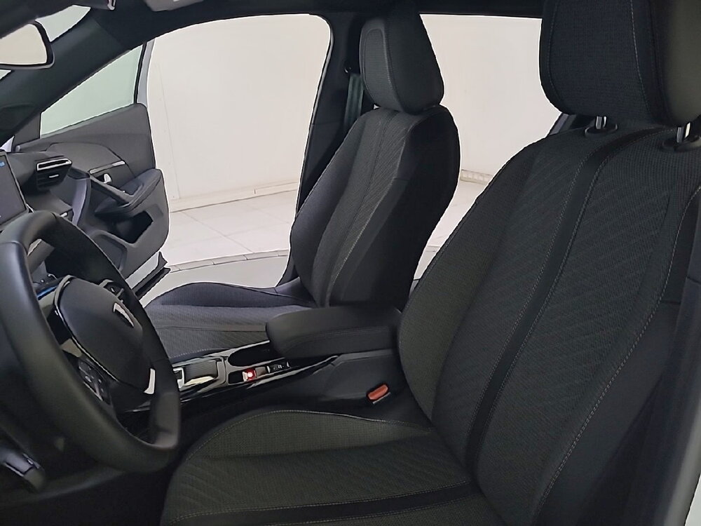 Occasion PEUGEOT 2008 2008 Electrique 54 kWh 156 ch - Allure