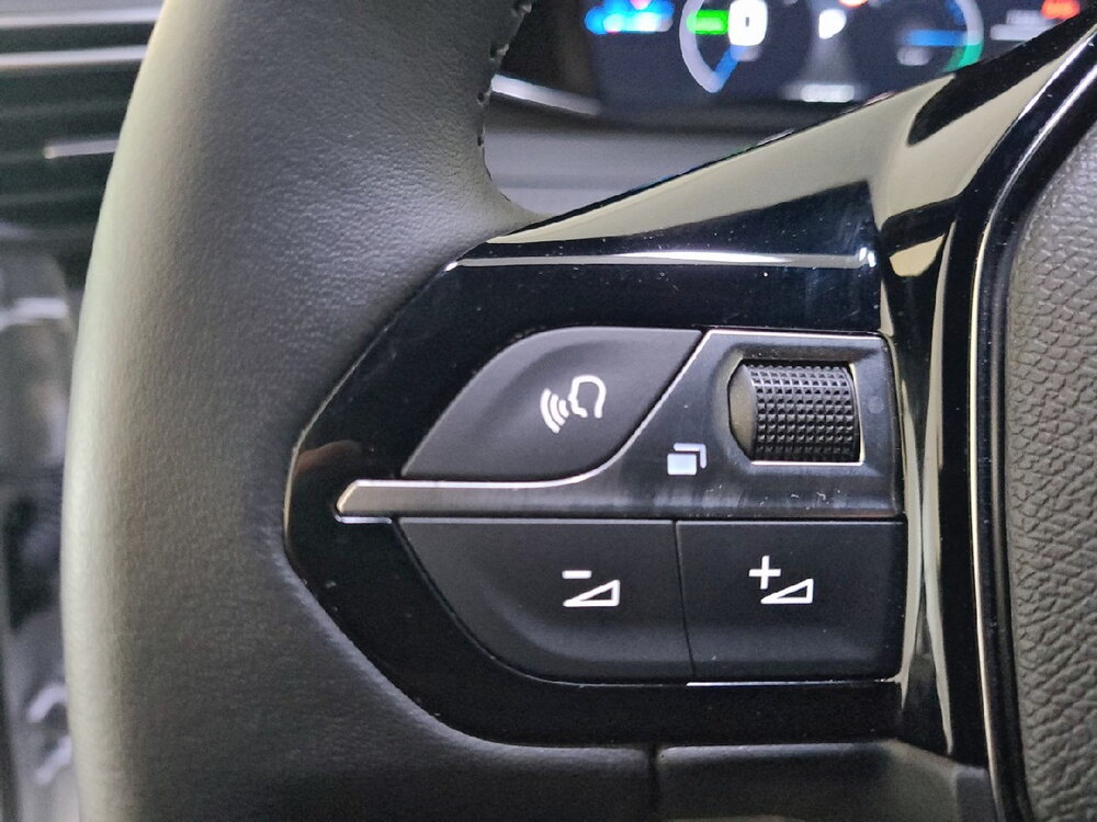 Occasion PEUGEOT 2008 2008 Electrique 54 kWh 156 ch - Allure
