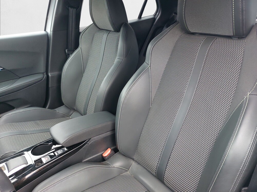 Occasion PEUGEOT 2008 2008 Hybrid 136 e-DCS6 - GT