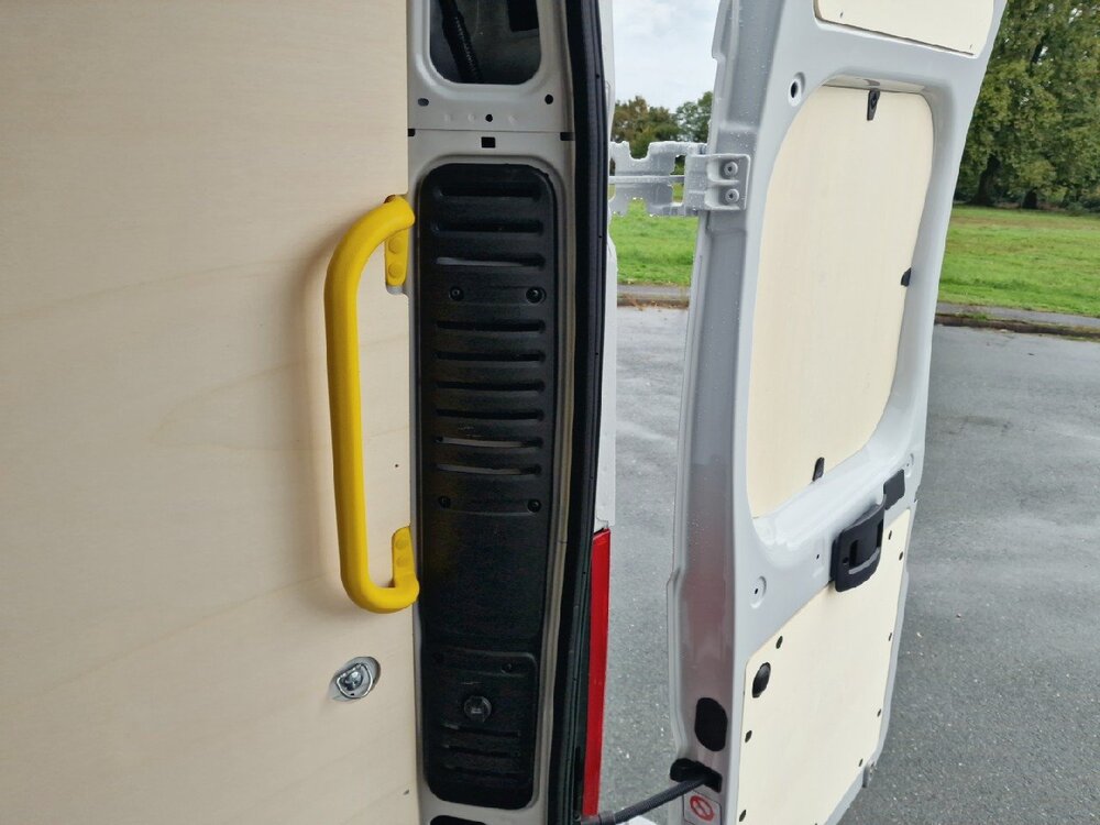 Occasion PEUGEOT Boxer BOXER FOURGON TOLE 3.5 T L2H2 BLUEHDI 140 S&S BVA8