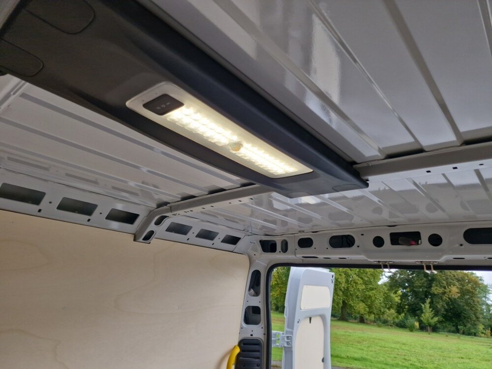 Occasion PEUGEOT Boxer BOXER FGN 3.5 T L2H2 140 S&S BVA8