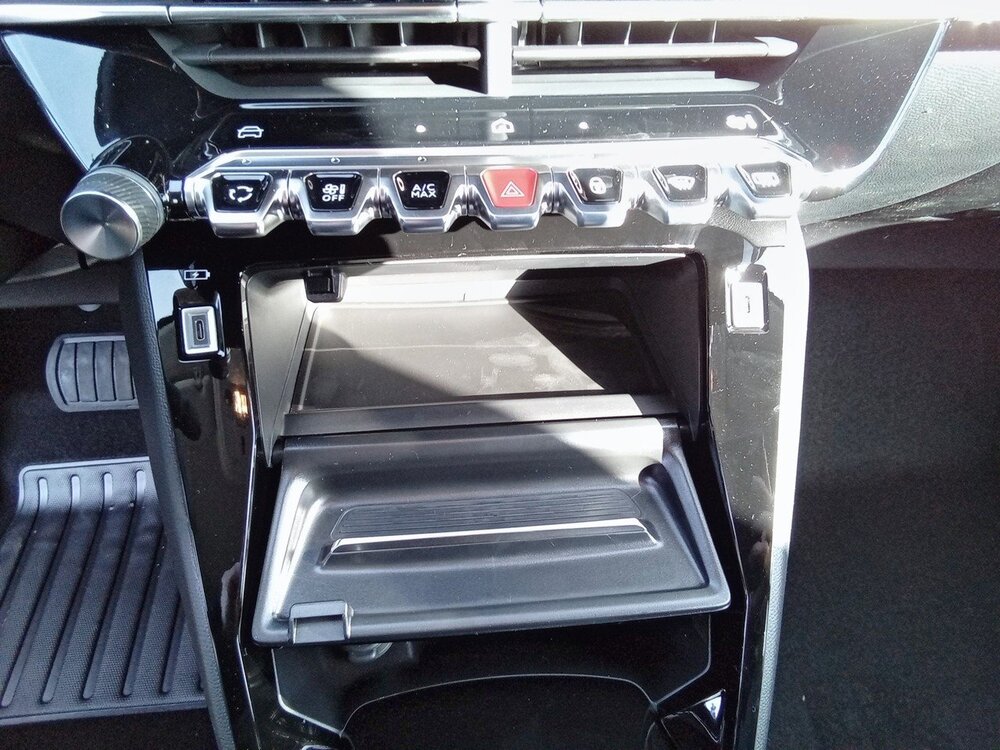 Occasion PEUGEOT 208 208 Electrique 50 kWh 136ch - Allure