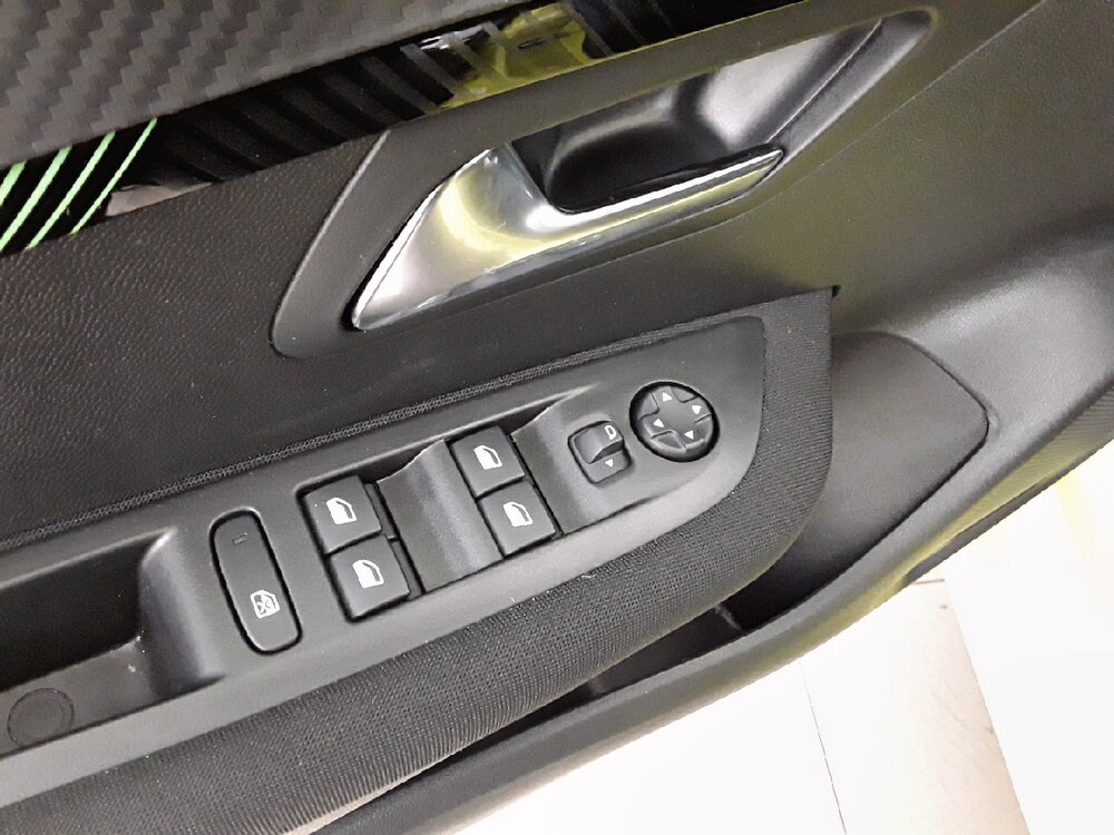 Occasion PEUGEOT 208 208 Hybrid 100 e-DCS6 - Active
