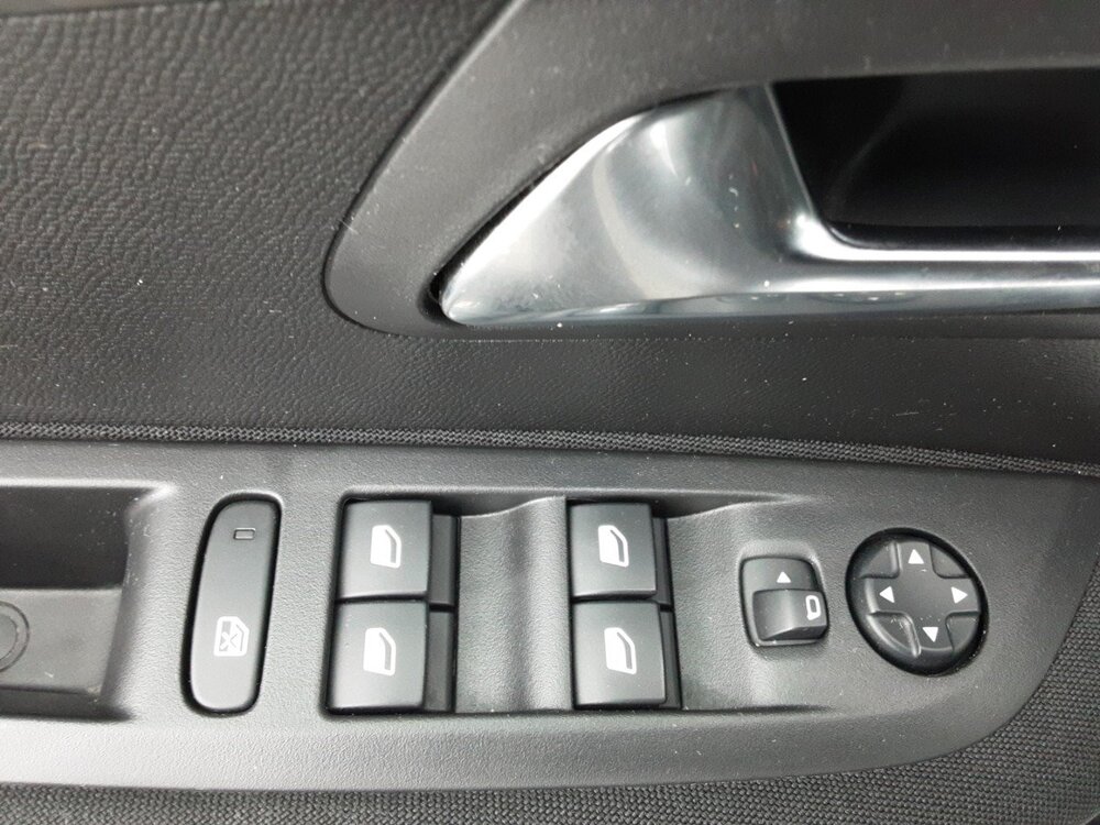 Occasion PEUGEOT 208 208 PureTech 100 S&S BVM6 - Active