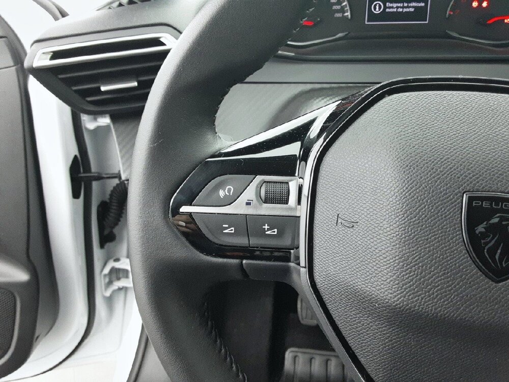 Occasion PEUGEOT 208 208 PureTech 100 S&S BVM6 - Active