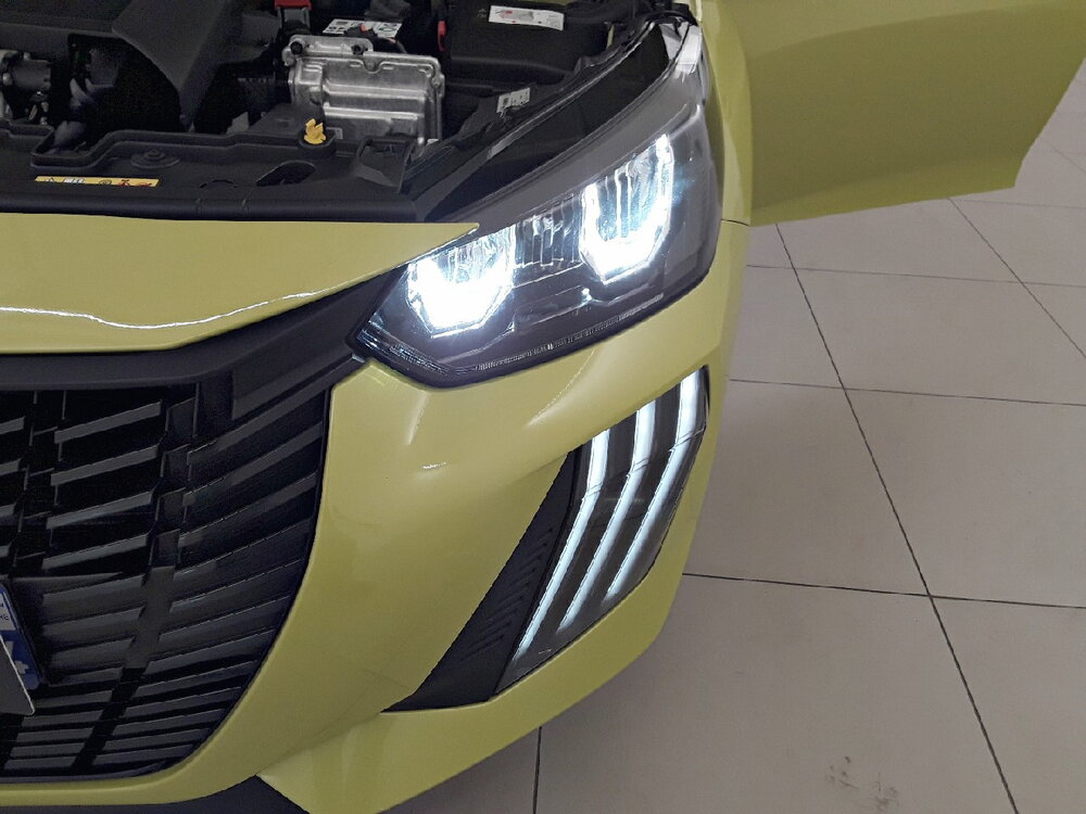 Occasion PEUGEOT 208 208 Hybrid 100 e-DCS6 - Active