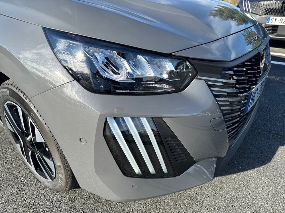 Occasion PEUGEOT 208 208 Hybrid 100 e-DCS6 - Allure