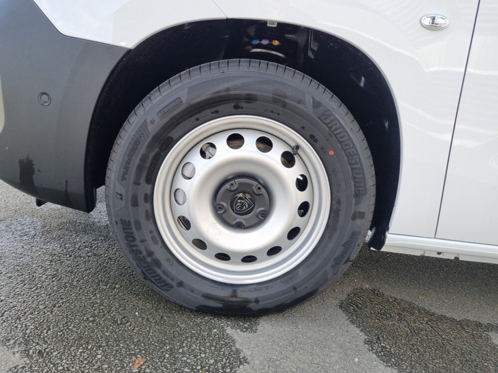 Occasion PEUGEOT Partner E-PARTNER FOURGON M 800 KG 136 CH BATTERIE 54 KWH