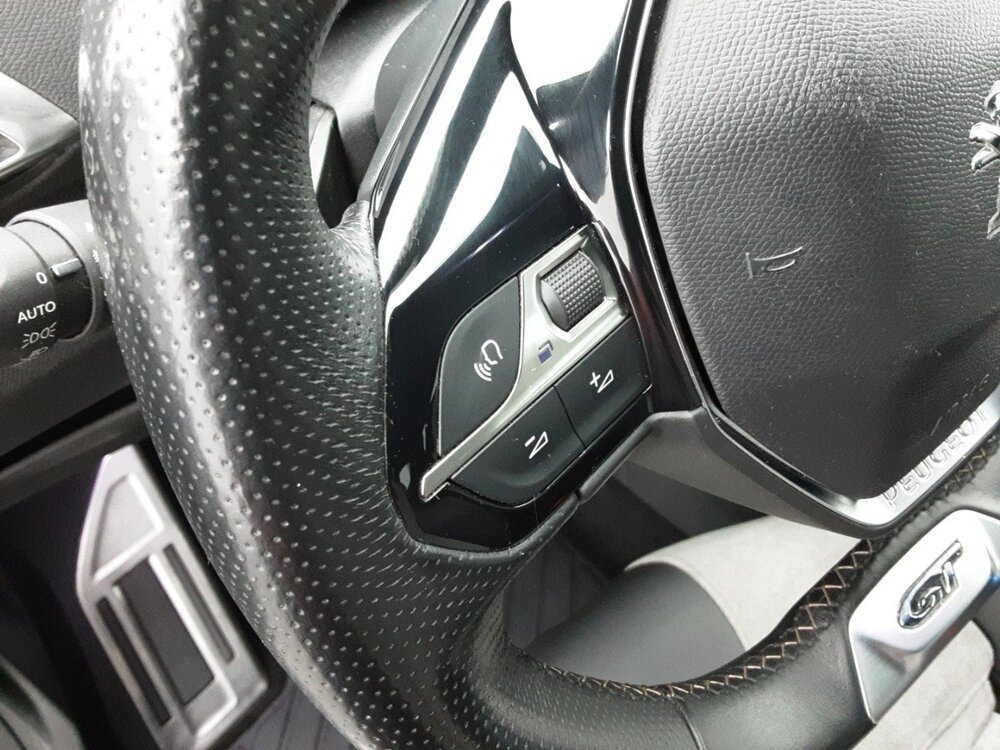 Occasion PEUGEOT 3008 3008 Hybrid4 300 e-EAT8 - GT