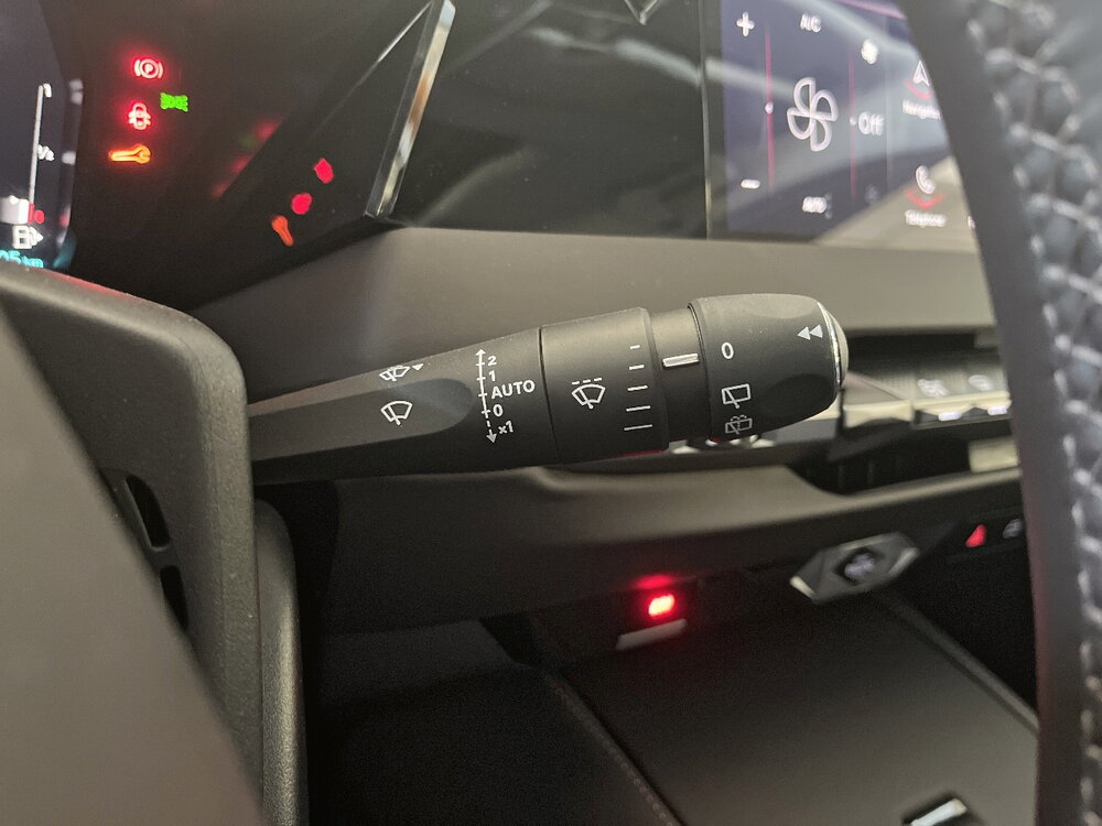 Occasion DS DS4 DS 4 Hybride Rechargeable 225 EAT8 - Antoine De Saint Exupery