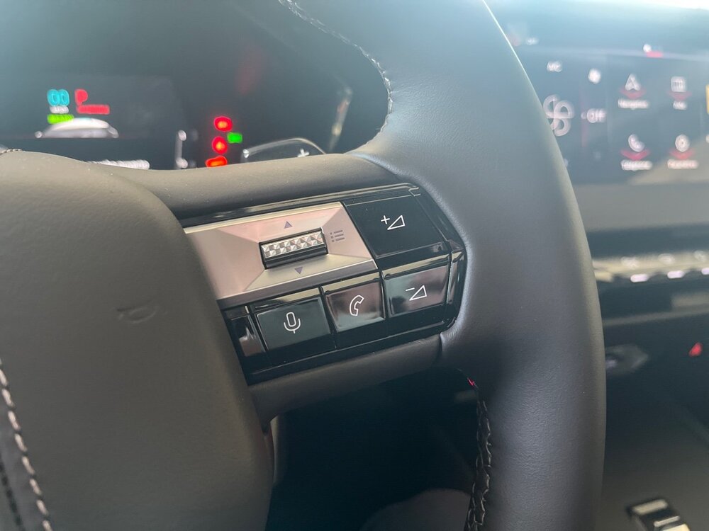 Occasion DS DS4 DS 4 Hybride Rechargeable 225 EAT8 - Antoine De Saint Exupery