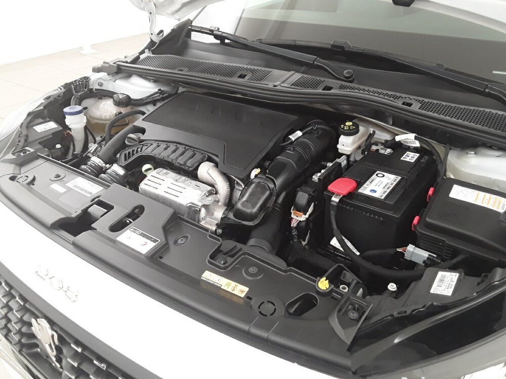 Occasion PEUGEOT 208 208 Hybrid 100 e-DCS6 - Active