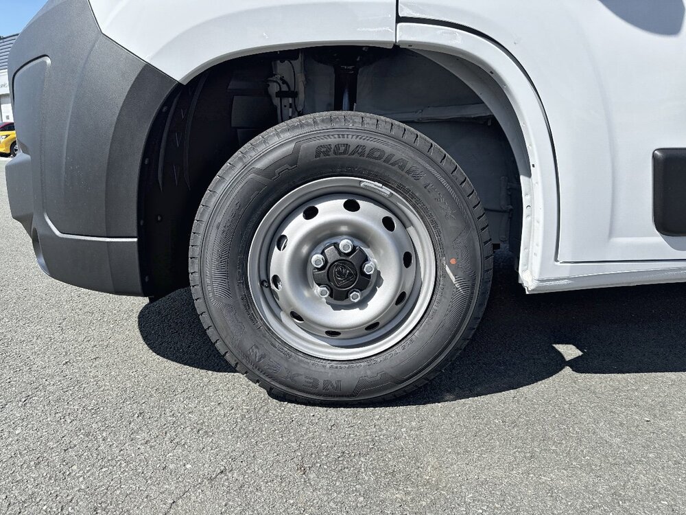 Occasion PEUGEOT Boxer BOXER FGN TOLE 3.0 T L2H2 120 S&S BVM6