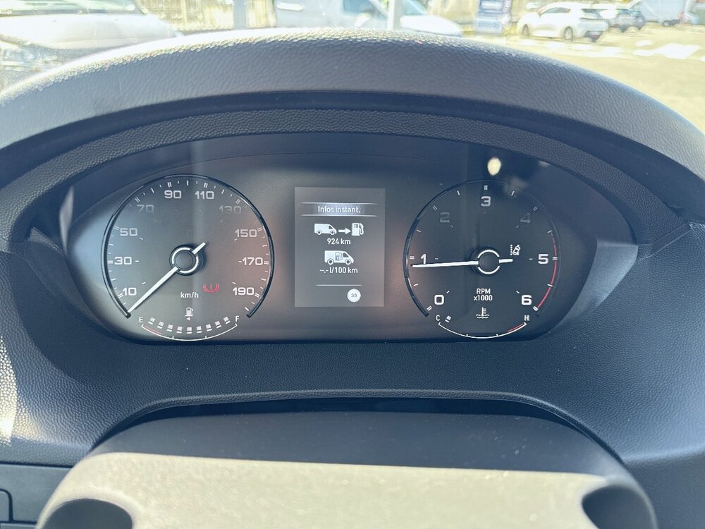 Occasion PEUGEOT Boxer BOXER FGN TOLE 3.0 T L2H2 120 S&S BVM6