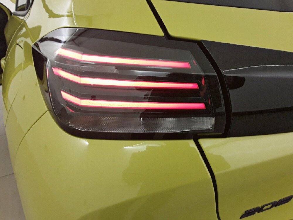 Occasion PEUGEOT 208 208 Hybrid 100 e-DCS6