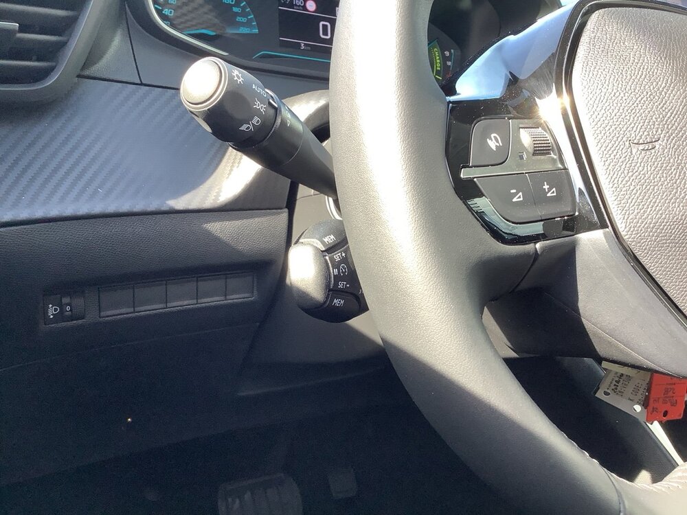 Occasion PEUGEOT 208 208 Hybrid 100 e-DCS6 - Style