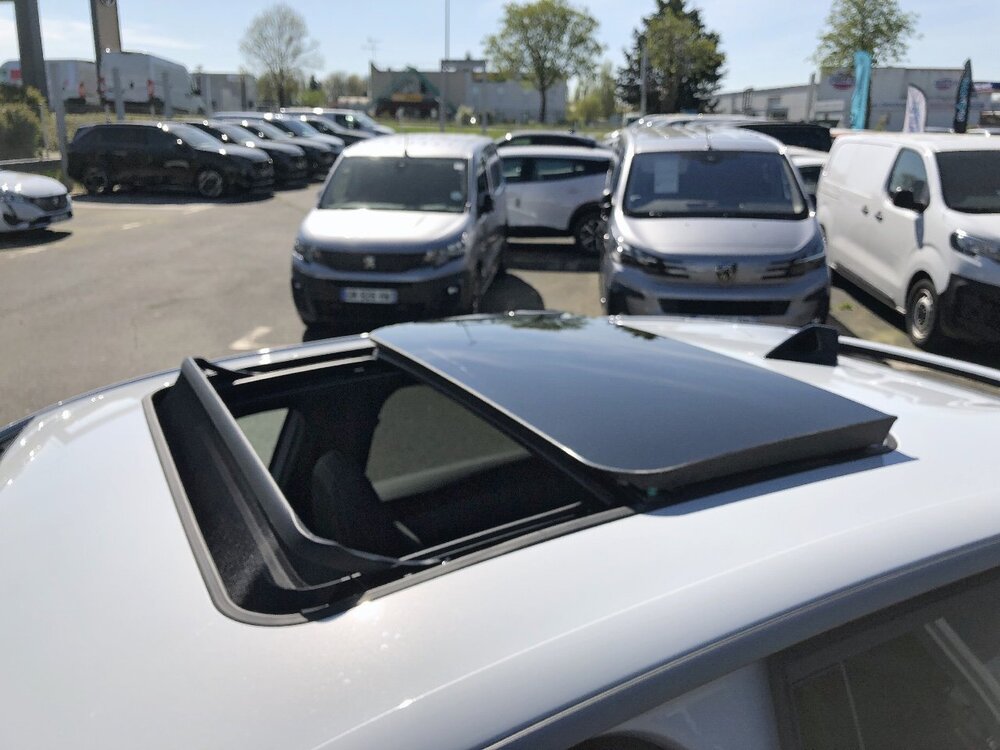 Occasion PEUGEOT 3008 3008 Electrique 73 kWh 210 ch - Allure
