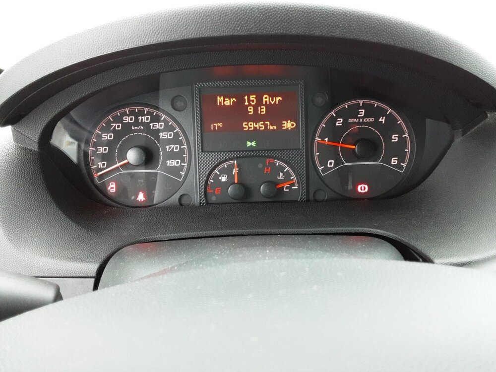 Occasion PEUGEOT Boxer BOXER TOLE 3.3 T L2H2 BLUEHDI 120 S&S BVM6