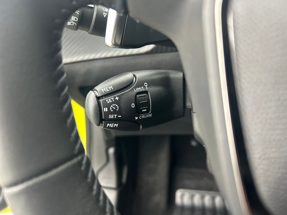 Occasion PEUGEOT 208 208 Hybrid 100 e-DCS6 - Style