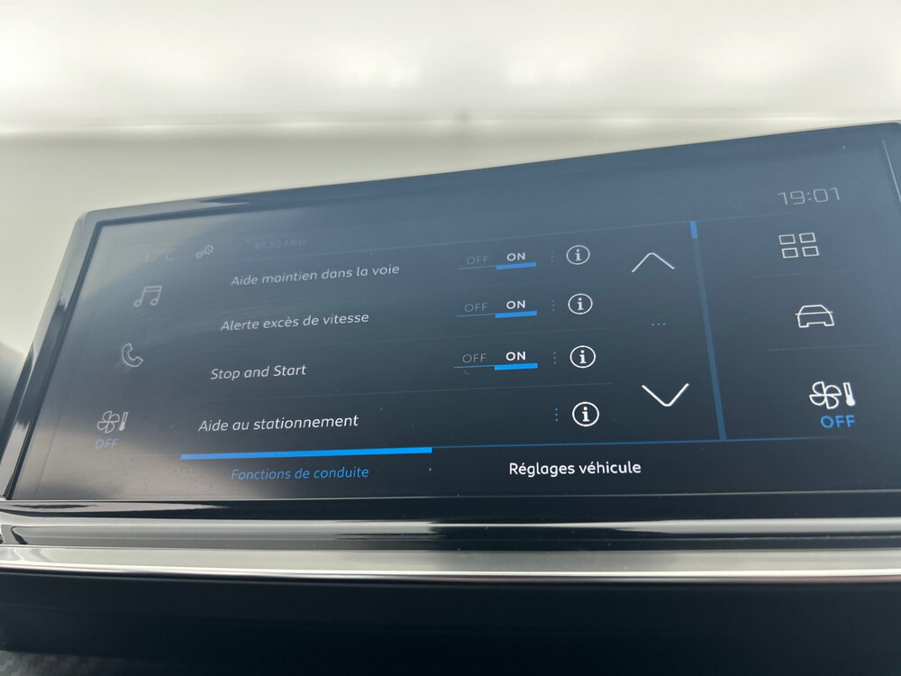 Occasion PEUGEOT 208 208 Hybrid 100 e-DCS6 - Style