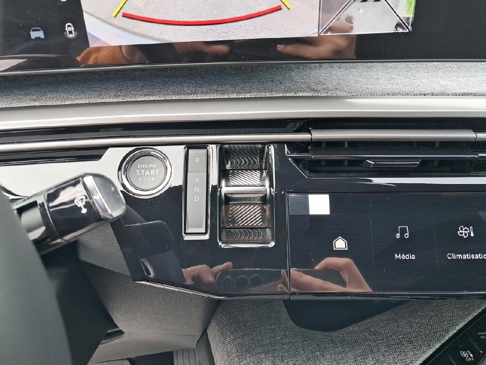 Occasion PEUGEOT 3008 3008 Electrique 73 kWh 210 ch - Allure
