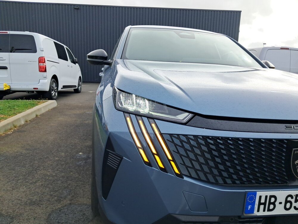 Occasion PEUGEOT 3008 3008 Electrique 73 kWh 210 ch - Allure