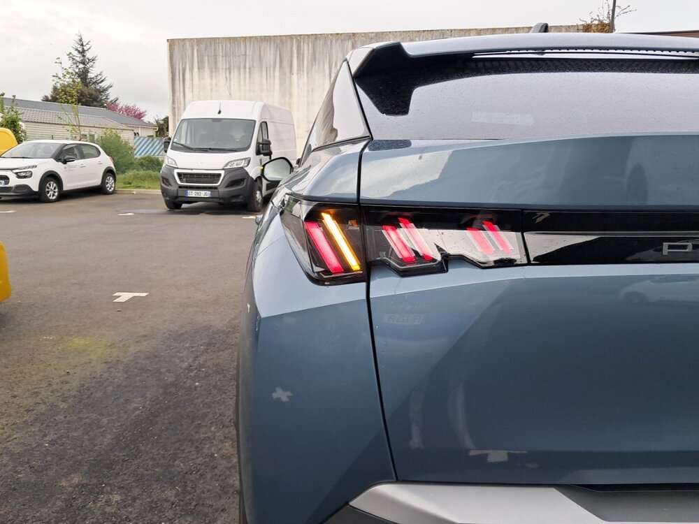 Occasion PEUGEOT 3008 3008 Electrique 73 kWh 210 ch - Allure