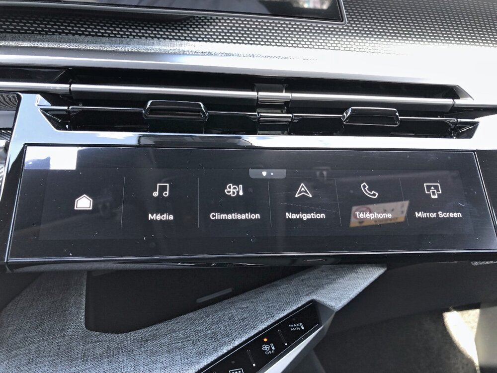 Occasion PEUGEOT 3008 3008 Hybrid 136 e-DCS6 - GT