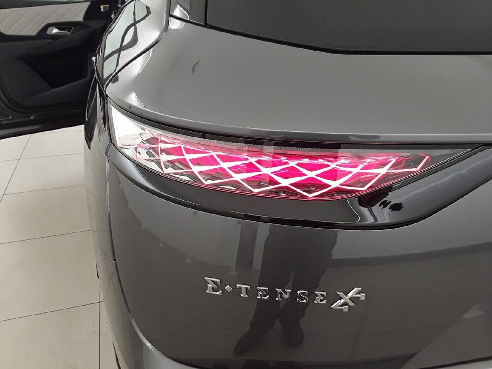 Occasion DS DS 7 Crossback DS7 Crossback Hybride E-Tense 300 EAT8 4x4 - Ligne Noire