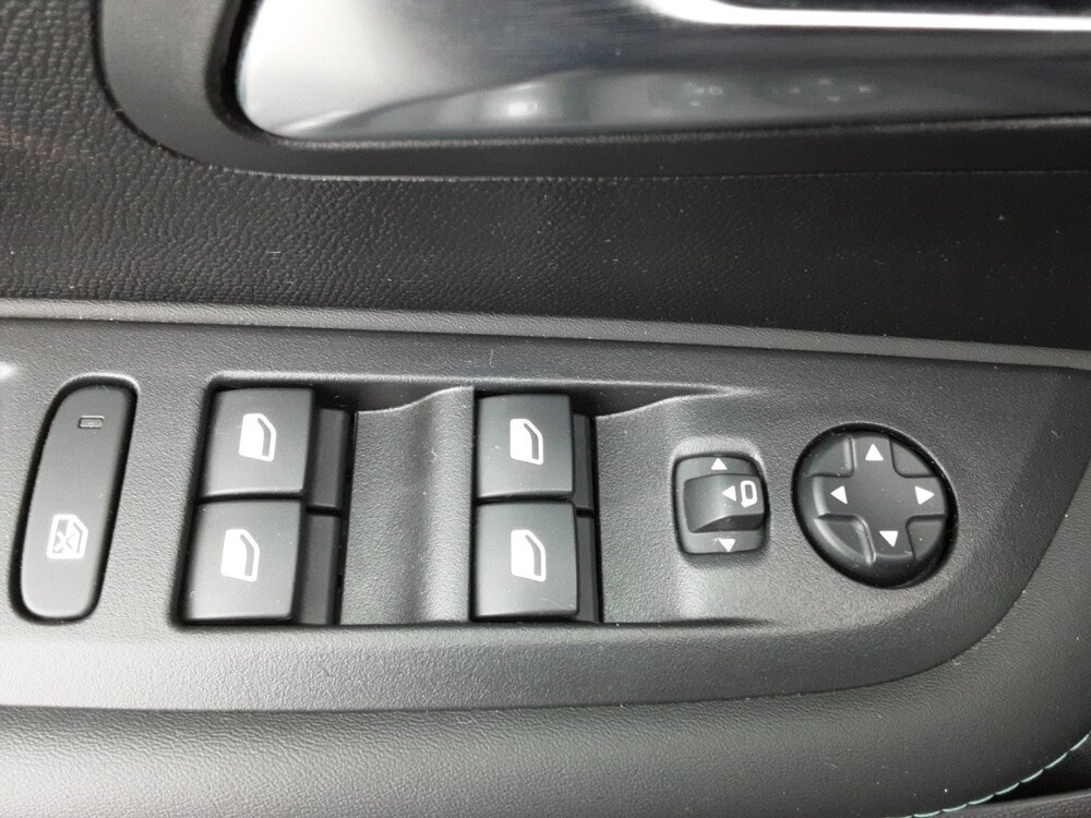 Occasion PEUGEOT 208 208 PureTech 100 S&S BVM6 - Allure