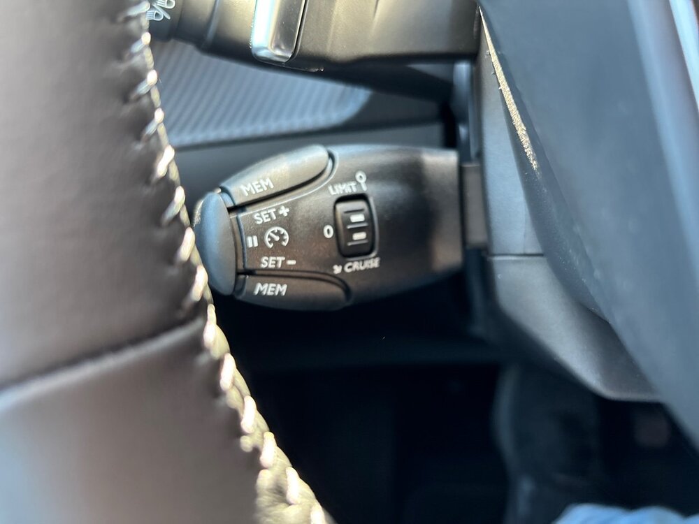 Occasion PEUGEOT 208 208 Hybrid 110 e-DCS6 - Allure