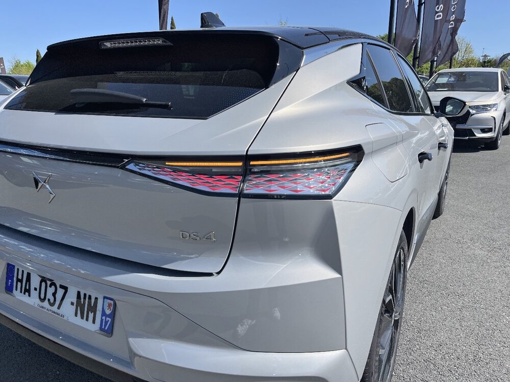 Occasion DS DS4 DS 4 Hybride 136 e-DCT6 - Antoine De Saint Exupery