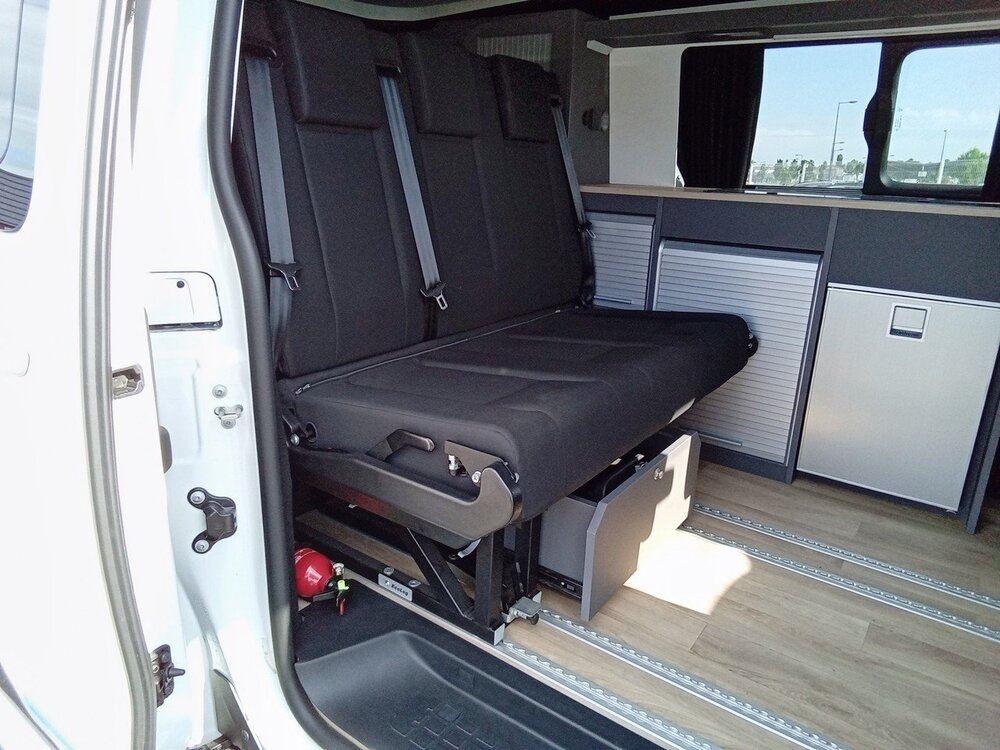 Occasion PEUGEOT Expert EXPERT FOURGON VAN M BLUEHDI 145 S&S EAT8 - Aménagé OCEVAN