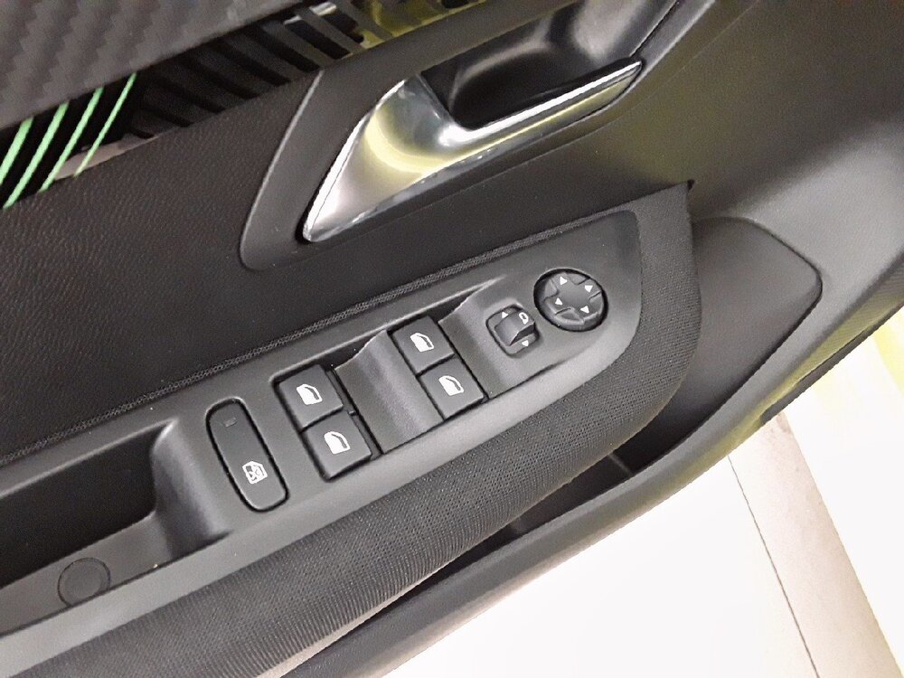 Occasion PEUGEOT 208 208 Hybrid 100 e-DCS6 - Active